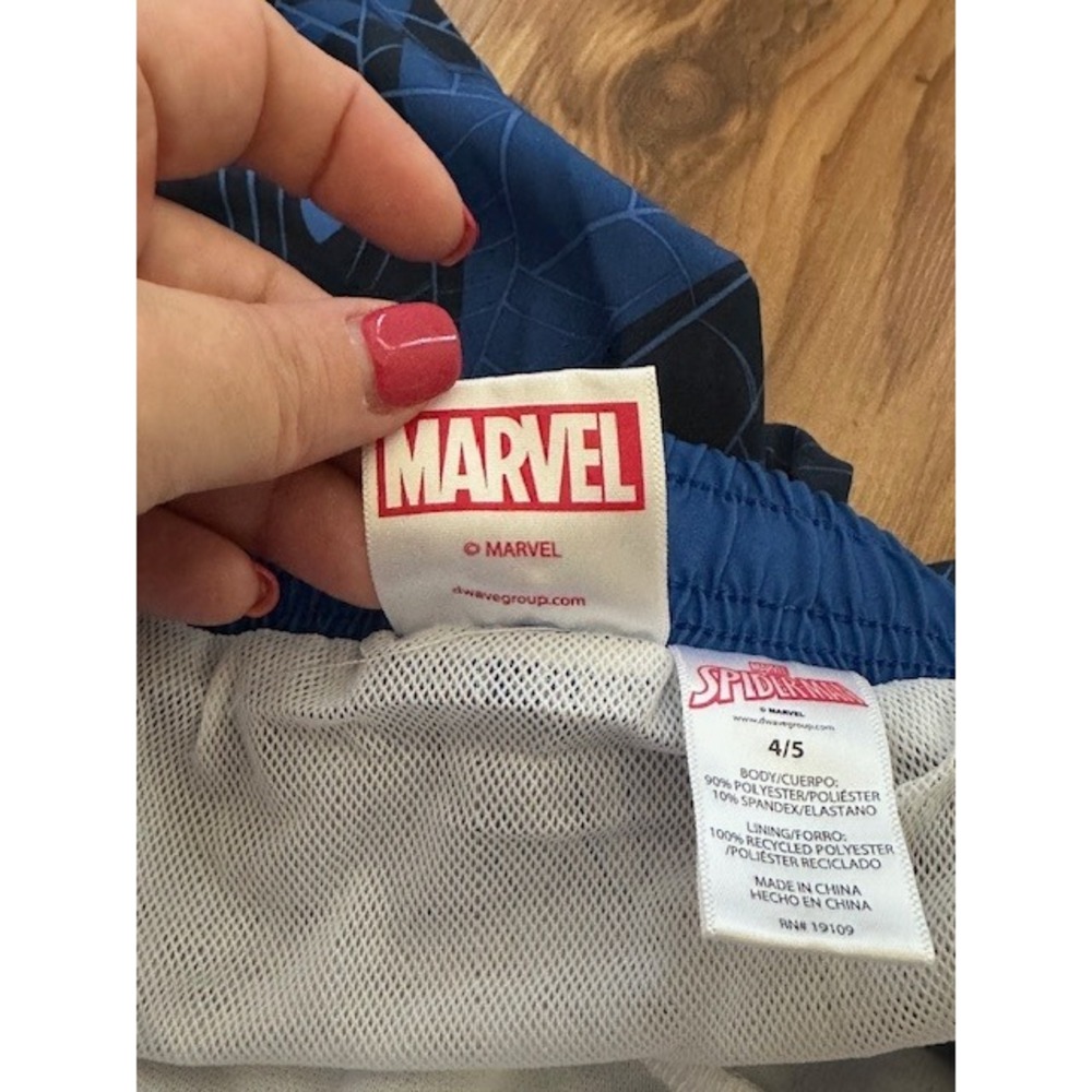 Marvel Spider-Man Boys Swim Trunks Size 4/5 Blue Red Swim Shorts - Picture 7 of 8